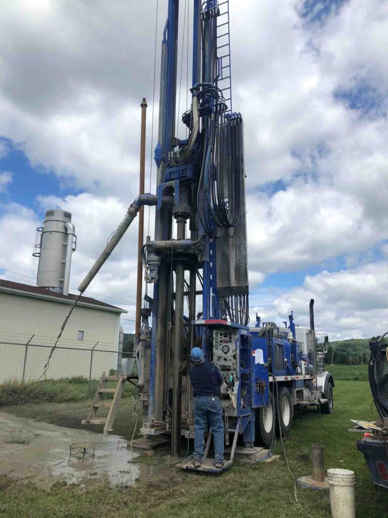 PWGC OVERSEES DUAL ROTARY DRILLING P.W. Grosser Consulting, Inc.